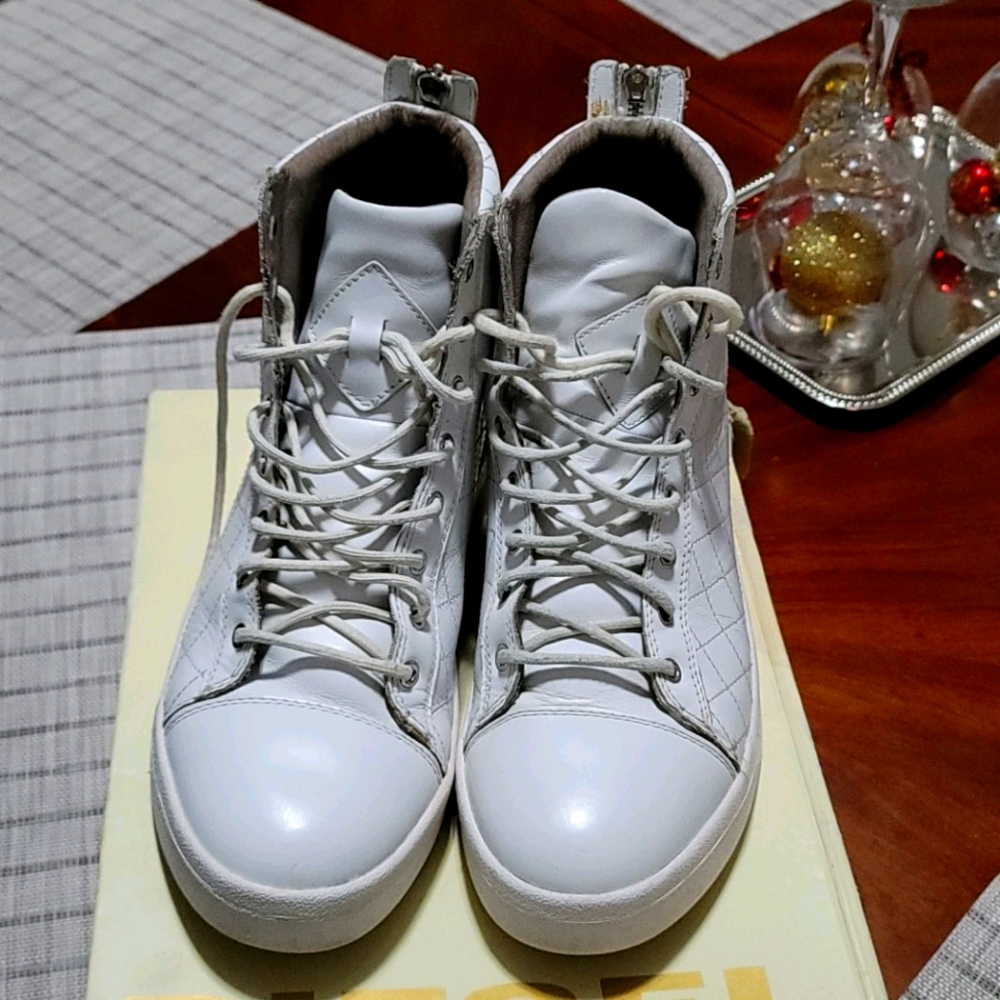 Diesel diamond size 10